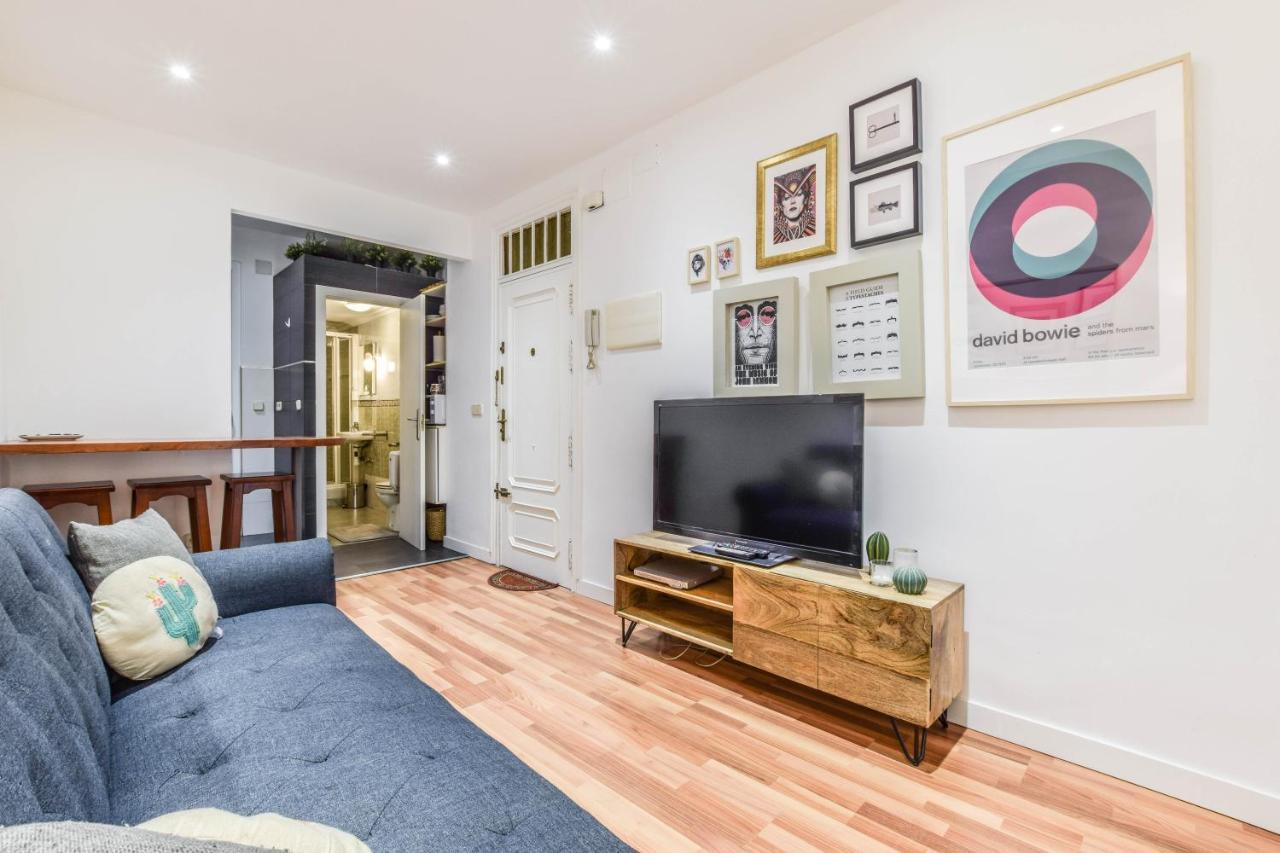 Apartamento Plaza De Lavpies Apartman Madrid Kültér fotó